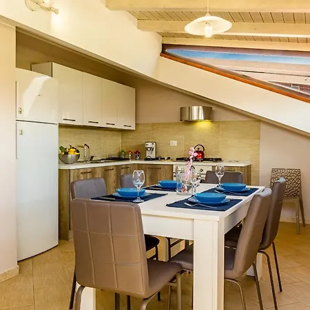 Desiderio Apartment Giardini Naxos